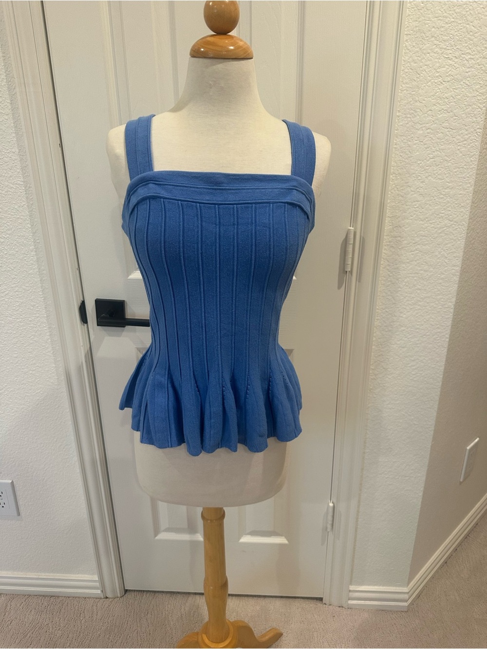 Set of Two Express Peplum Sweater Tank Tops-Size M - Picture 4 of 11